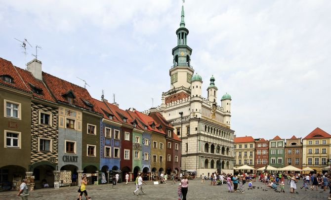 Wpływ adresu zamieszkania lub zameldowania na cenę polisy