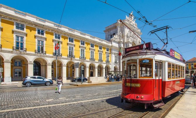 Portugalia a koronawirus. Czy można lecieć na wakacje do Portugalii?