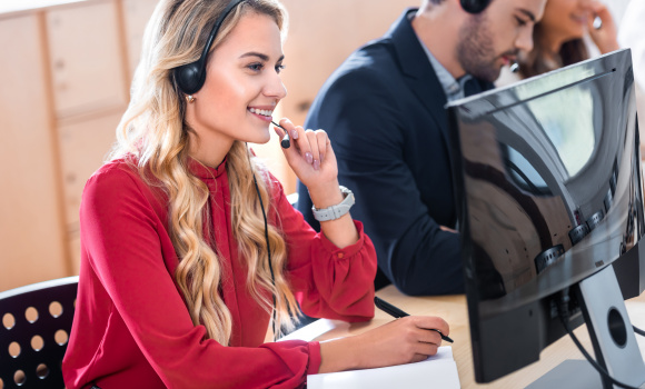 Nie takie zwykłe call center. Dlaczego warto pracować w Rankomat.pl?